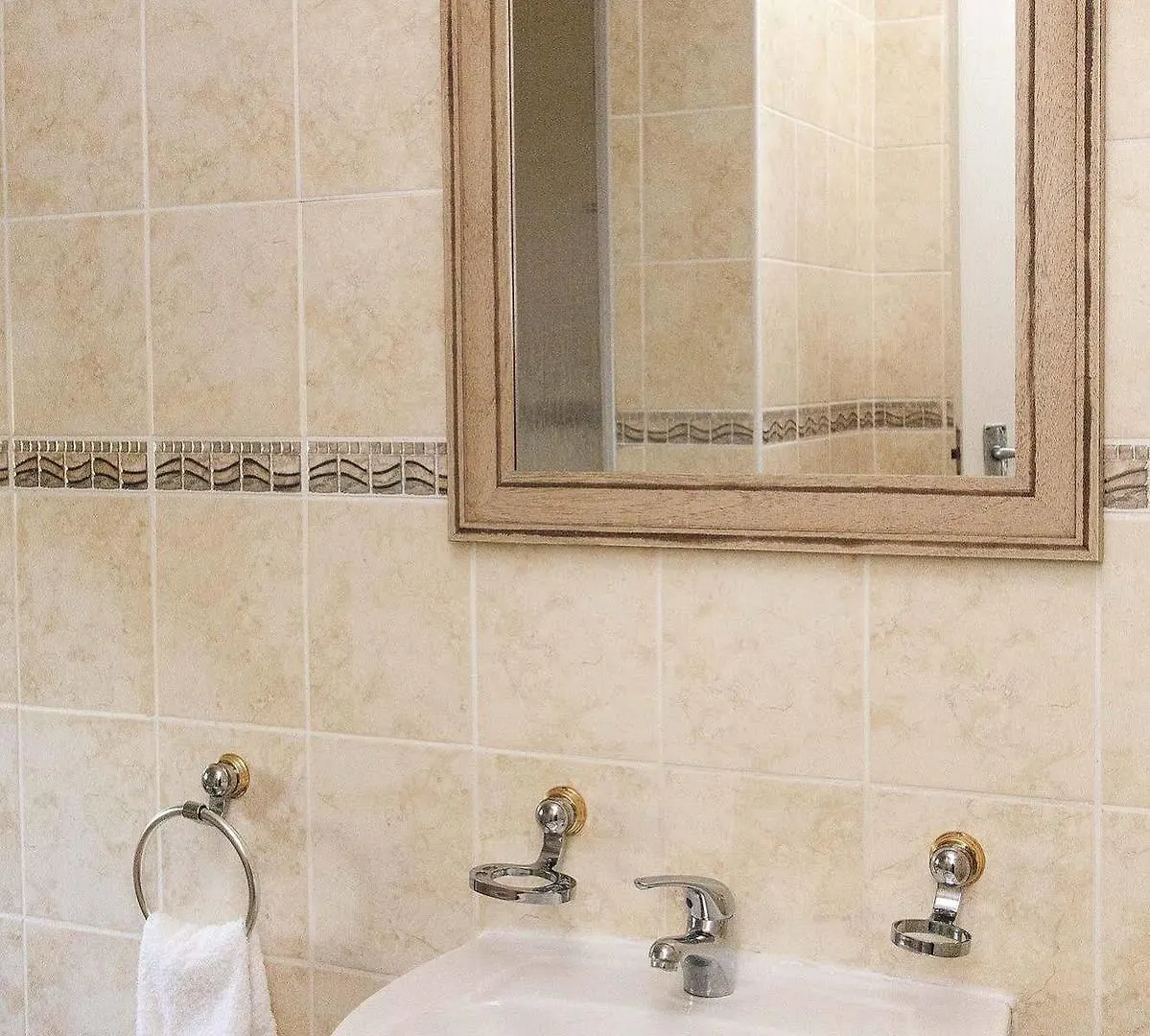 Amani Guest Lodge Port Elizabeth 4*,